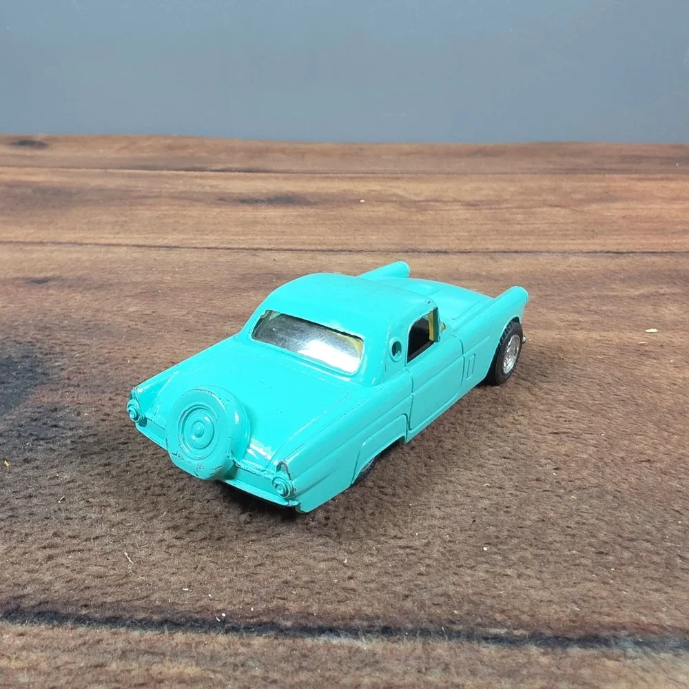 Tootsietoy 56 T-Bird Toy Car Teal Good Diecast 1956 Ford Thunderbird Continental
